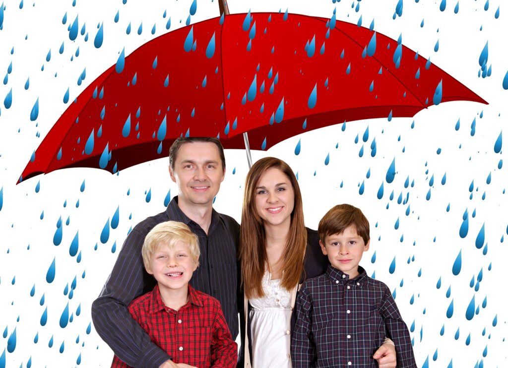 family, umbrella, people-3062249.jpg